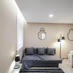 Apartment Birds By Wonderexperience